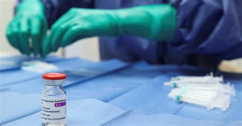 Pero añadió que la evidencia se estaba consolidando. Europa se resiste a vacuna contra Covid-19 de AstraZeneca ...