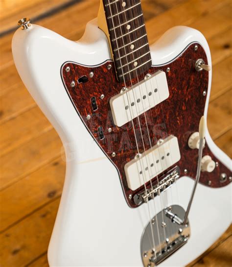 The jazzmaster trem is spongey, subtle and very expressive. Squier Vintage Mod Jazzmaster Olym White - Peach Guitars