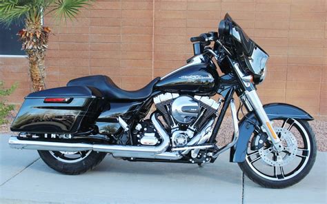 The result is a tight, comfortable and intuitive touring bike that has. 2014 Harley-Davidson Street Glide® Special Motorcycles ...