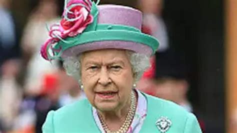 Watch Tribute For Queen Elizabeth II Booed During UFC 279 By Fans