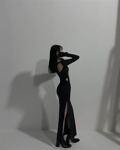 Instagram Minimal Dress Xxii Meltthelady