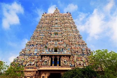 The madurai meenakshi amman temple is now under the administration of the hr and ce department of tamil nadu. Meenakshi Temple: A Guide For Witnessing It In All Its Glory