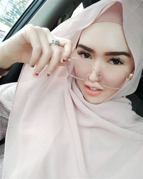 Pin By Maya Kimochi On Hijab Stylist