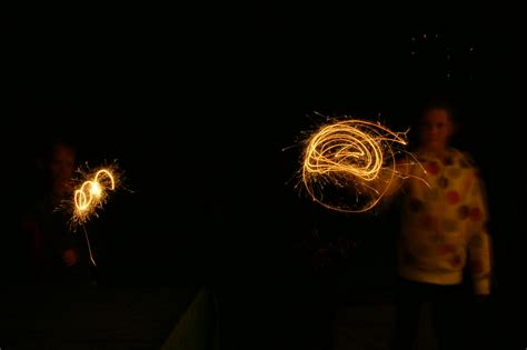 Sparklers On Bonfire Night Sparklers On Long Exposure 4 Se Flickr
