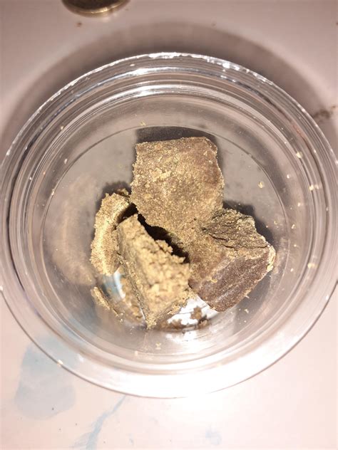 Some very potent triple filtered hash from France : hash