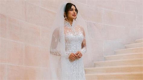 Priyanka Chopras Wedding Gown Had 11632 Swarovski Crystals See Making Video Lifestyle News