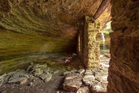 9 Arkansas Caves To Explore This Summer Ay Magazine