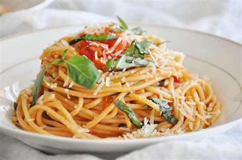 Spaghetti Al Pomodoro Whole Wheat Vegetarian 6 Ingredients Honey