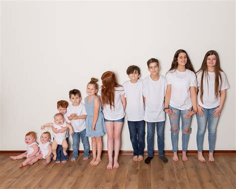 Full Time Mom Of 11 Kids Whos Spent A Decade Pregnant Wants To Have
