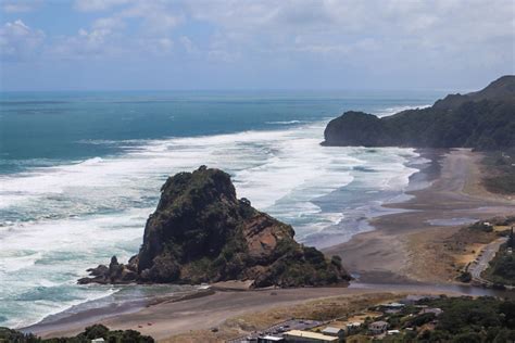 Piha Beach New Zealand And The Epic Hike To Kitekite Falls