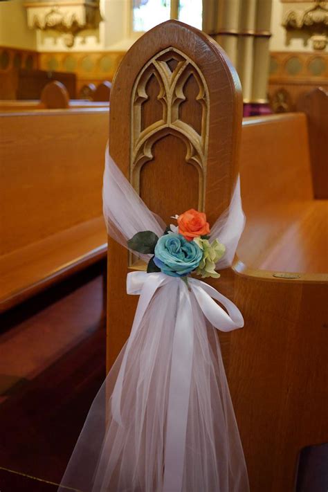 Simple Pew Decor Tulle Shawl Secured With White Satin Bow Flowers