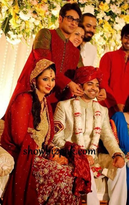 Ranveer and deepika will do that first. Celebrity Weddings: Naveed Raza Wedding Pics