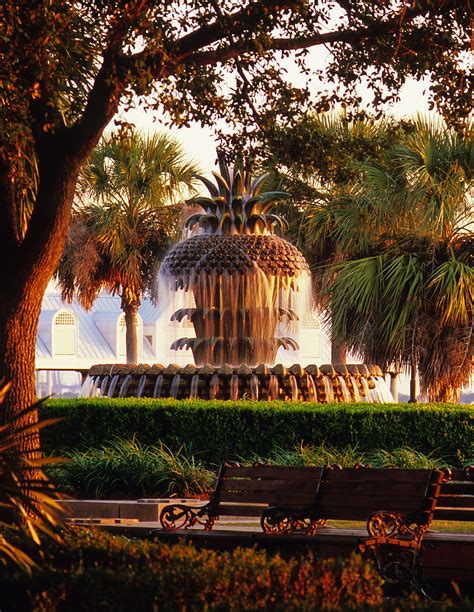 Pineapple Fountain Charleston Sc Hidden Charleston Dream Vacations