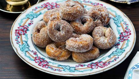 Estos xuxos de crema fáciles y rápidos se preparan con pan de leche envasado y se rellenan las recetas de mi abuela. 5 recetas de rosquillas caseras tradicionales - Blog de ...