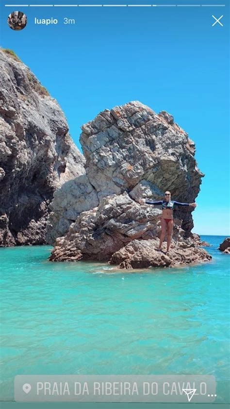 luana piovani posa de biquíni em praia paradisíaca de portugal vogue celebridade