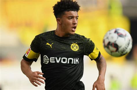 Jadon sancho talks centred around transfer fee and manchester united's structure of payment; Man United ready to overpay for 'top target' Jadon Sancho