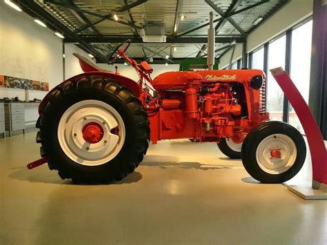 Zetor 25 A Vintage Tractors Down On The Farm Yard Gallery Vehicles