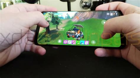 Fortnite Android Gameplay On Galaxy S9 With Galaxy Skin Youtube