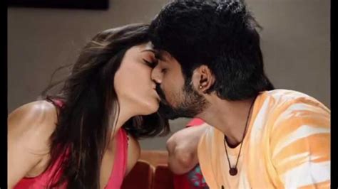 Why Did Gv Prakash Kiss Manisha 36 Times Hot Talk Of Kollywood Youtube