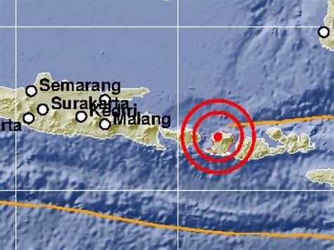 Second Lombok Earthquake 62 Quake Hits Indonesian Island Au — Australias Leading