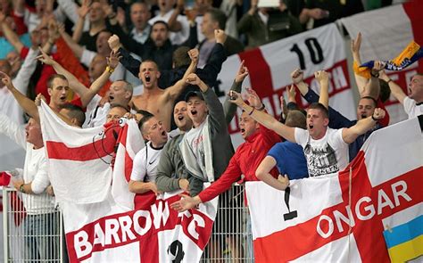 See more ideas about england fans, england, football. Up The Blues, A Non-Fans Guide To Talking Football - UNILAD