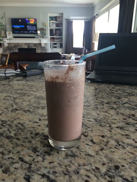 Easy Frozen Hot Chocolate Only Needing A Few Simple Ingredients Ingredients 3 4 Cup Of Milk 1