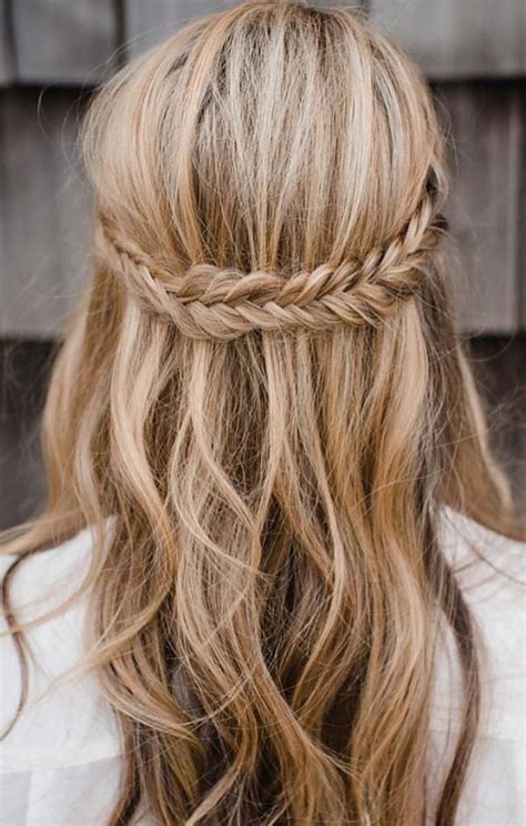For more wow effect, some accessories, such as flowers, bands can be added. Half up half down braid hairstyles | Boho wedding hairstyles