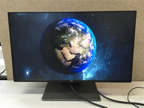 Monitor Dell U2417h 24” Fhd Ips Led Ultrasharp Appears To Function