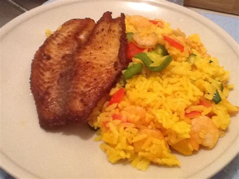 But yellow #5 is far more dangerous then that! Fried Spiced Fish with Yellow Rice | Food, Healthy eating ...