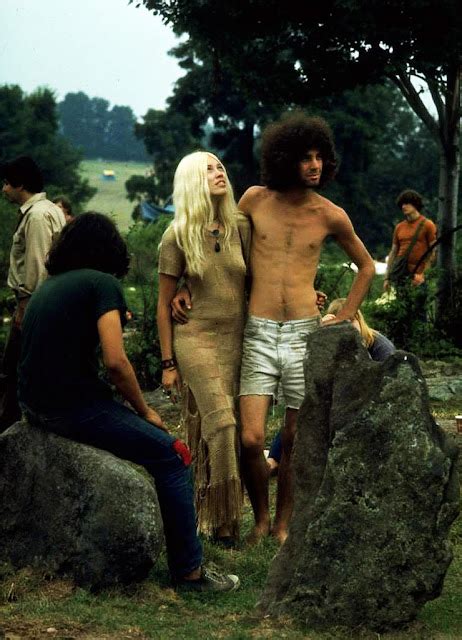 Amazing Photographs Showing Life Love And Community At The Woodstock Festival August