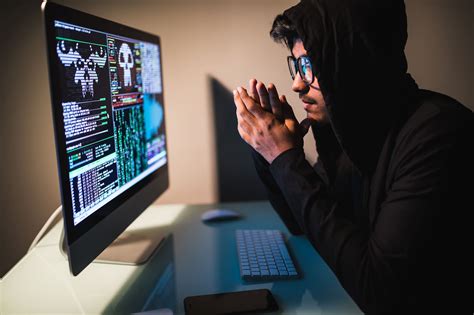 Definición De Hacker Y Cracker Seguridad Informática