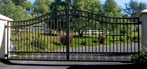 Ironwood designs in santa barbara is a custom wrought iron fabrication facility. Sliding Gates - Custom iRon works