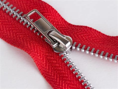 Mjtrends 9 Inch Aluminum Red Zipper