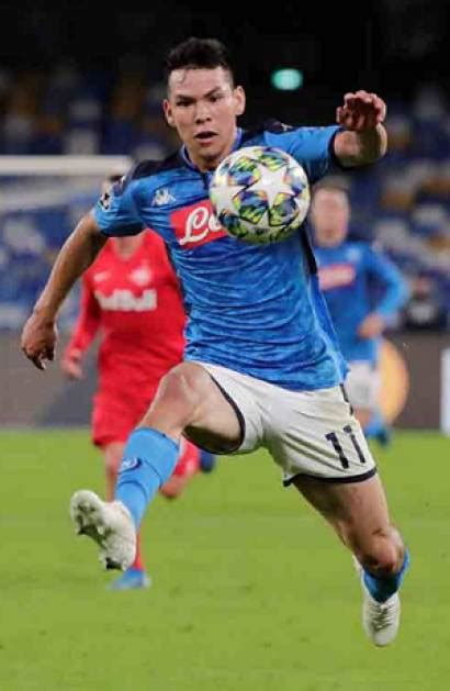El jugador mexicano se ha convertido en el máximo referente de un napoli que poco a poco va escalando sitios. Chucky Lozano anotó con el Napoli en la Champions League