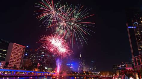 The Best Free Places To See 2023 New Years Eve Fireworks In Melbourne