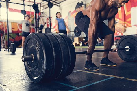 4 Things Any Athlete Can Learn from Powerlifting - Aaptiv