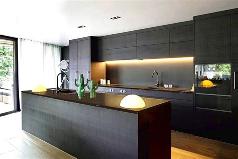 terbaru  dapur minimalis warna hitam
