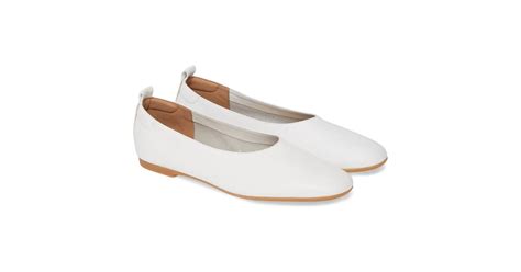 Everlane The Day Glove Flats Shop Everlane Shoes And Clothes At