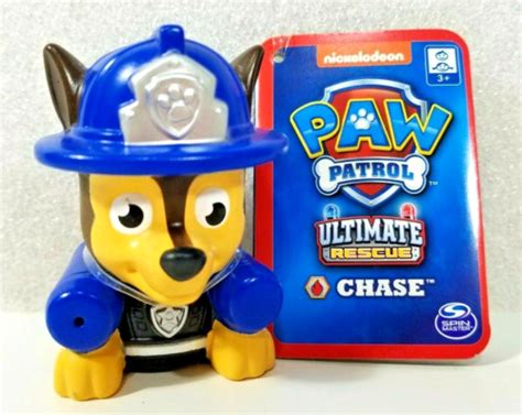 Paw Patrol Fireman Firefighter Ultimate Rescue Chase Bath Toy Squirter