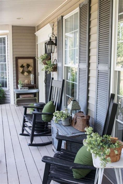 45 Stunning Farmhouse Porch Decorating Ideas In 2020 Porch Furniture