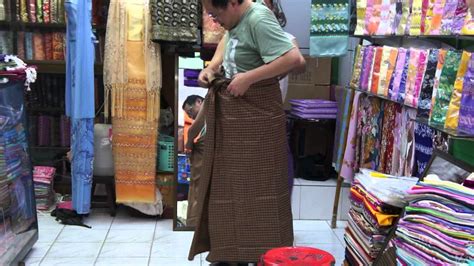See more of 緬甸 on facebook. 緬甸傳統服飾穿著示範 - YouTube