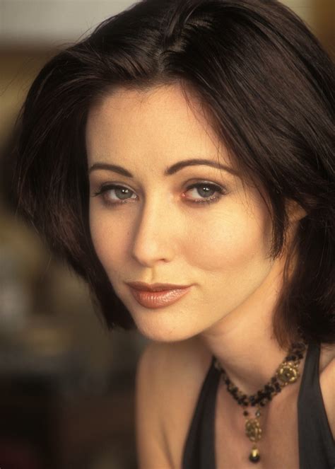 Shannen doherty reveals her stage four cancer diagnosis on good morning america. Poze Shannen Doherty - Actor - Poza 98 din 118 - CineMagia.ro