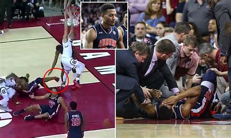 Moment College Basketball Player Suffers Horrific Injury Daily Mail