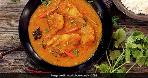 Bengali Doi Maach Recipe Fish In Yogurt Curry