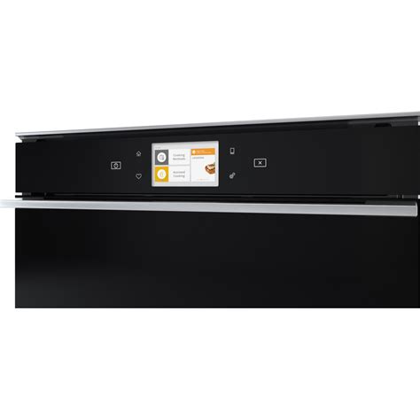 Avec ses recettes automatiques, ses programmes pyrolyse, sa sonde de cuisson, sa porte froide et bien plus encore. Four encastrable Whirlpool - W11 OM1 4MS2 P | Whirlpool France