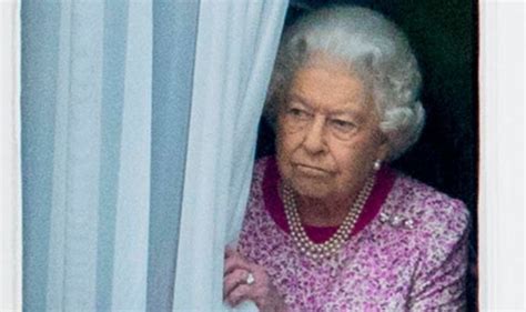 Queen Forced To Hide In Bushes To Escape Monster Palace Visitor Too Much For Her Royal