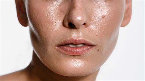 The Best Ways To Balance Your Sebum Production