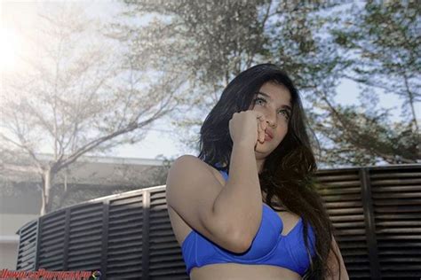 Indonesian Sexy Model Hot Photo Siva Aprilia Blue Bikini In The Pool