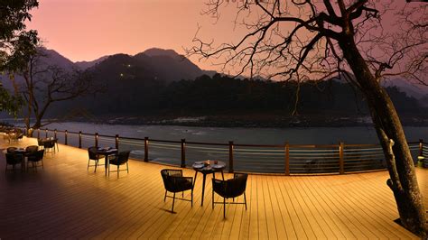 The Glasshouse On The Ganges Luxury Resort In Rishikesh