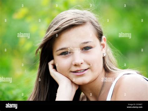 Girl 14 Years Smiling Portrait Stock Photo Alamy